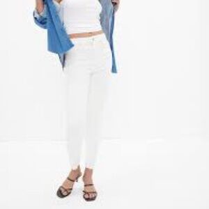 Gap High Rise White Universal Legging.